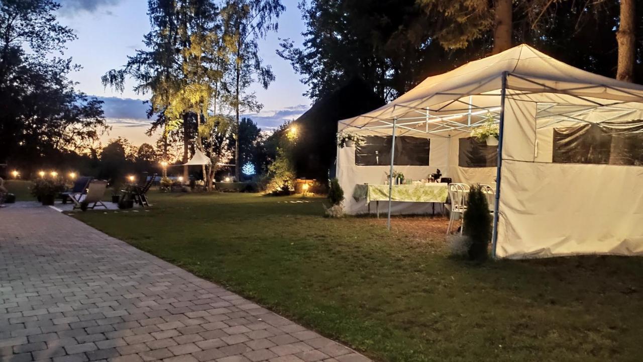 Villa Eden Basecles Exteriör bild